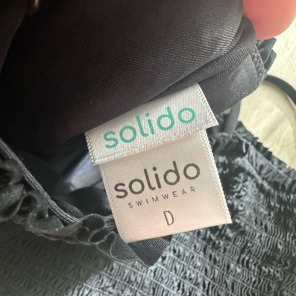 Solido Smocked Top with Ruffle edge - Picture 6 of 6